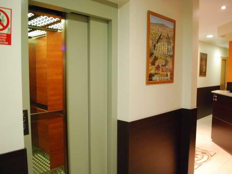 Hostal Las Flores Ramblas Barcelone Extérieur photo
