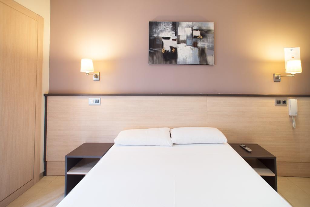 Hostal Las Flores Ramblas Barcelone Extérieur photo