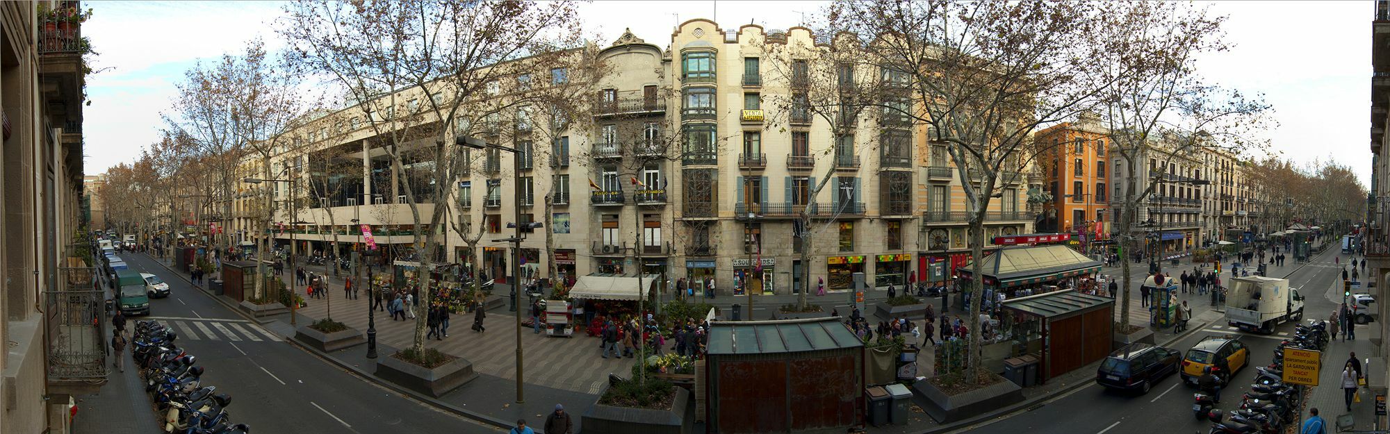 Hostal Las Flores Ramblas Barcelone Extérieur photo